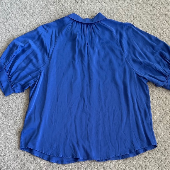 Chico's Sandwash Satin Solid Split Sleeve Shirt Blue Size 3 (US Size 16/… - Picture 8 of 13